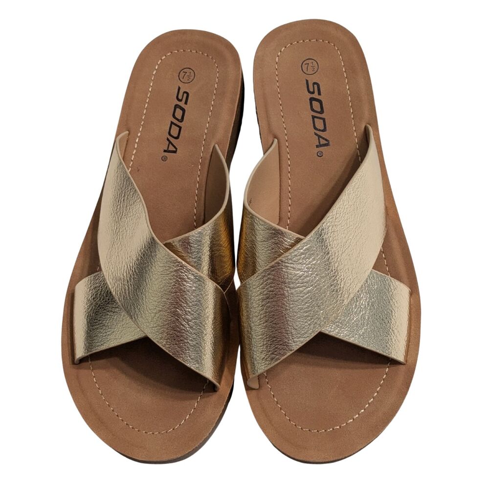 👡 Soda Women's Gold Metallic Crisscross Strap Platform Wedge Sandals Size 7.5